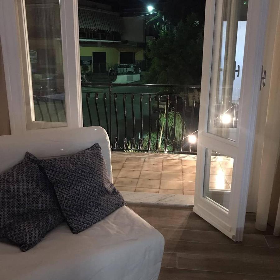Bed and Breakfast Relais Al Borgo Сомма-Везув'яна Екстер'єр фото